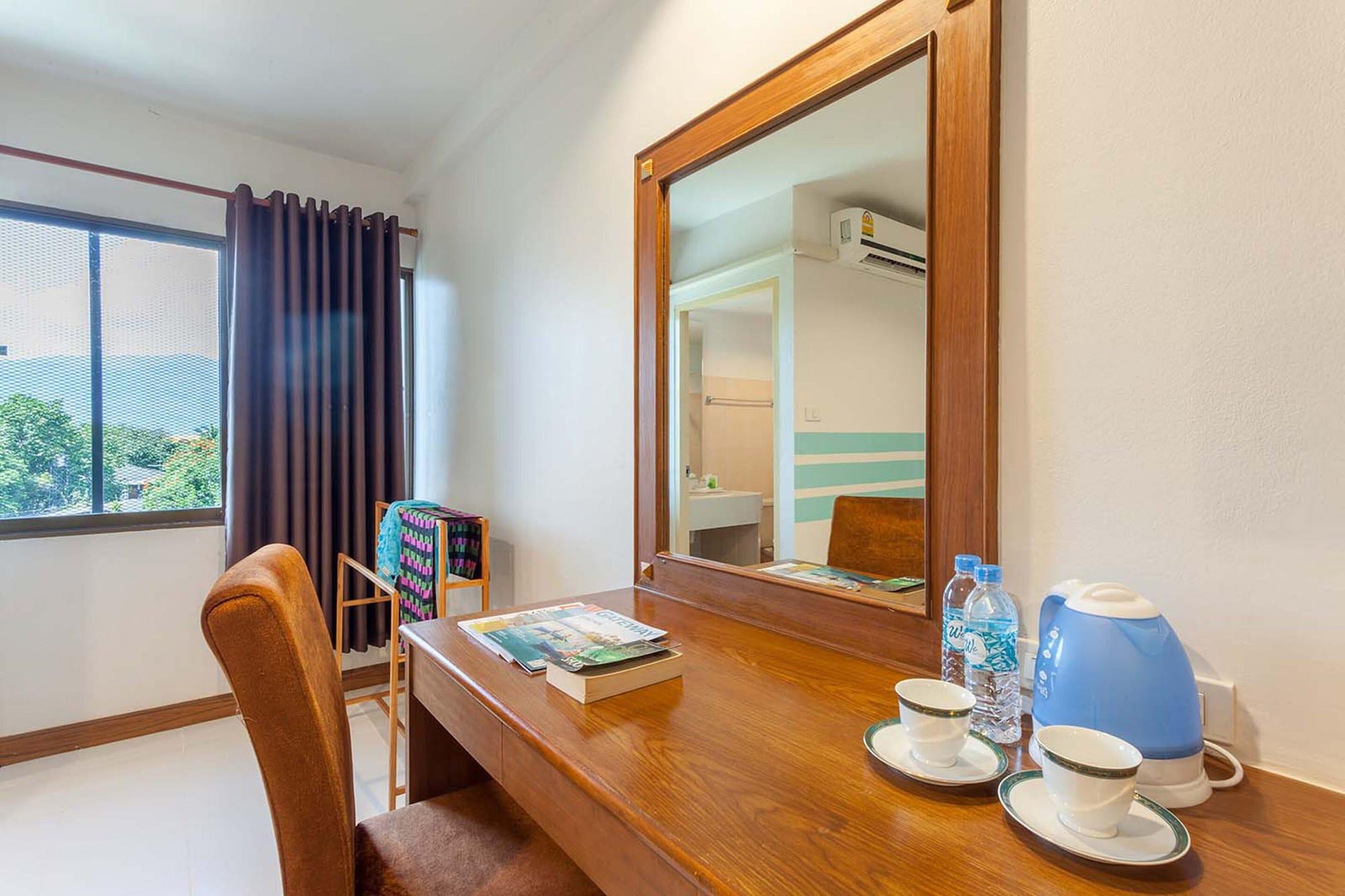 We Briza Hotel Chiangmai Чиангмай Экстерьер фото