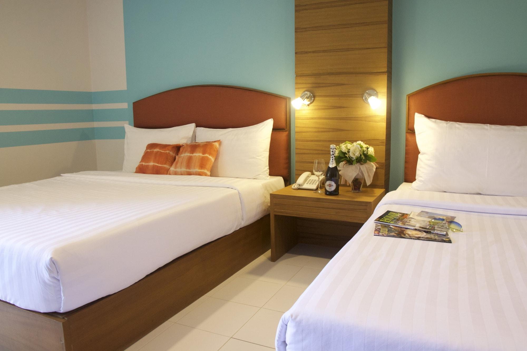 We Briza Hotel Chiangmai Чиангмай Экстерьер фото