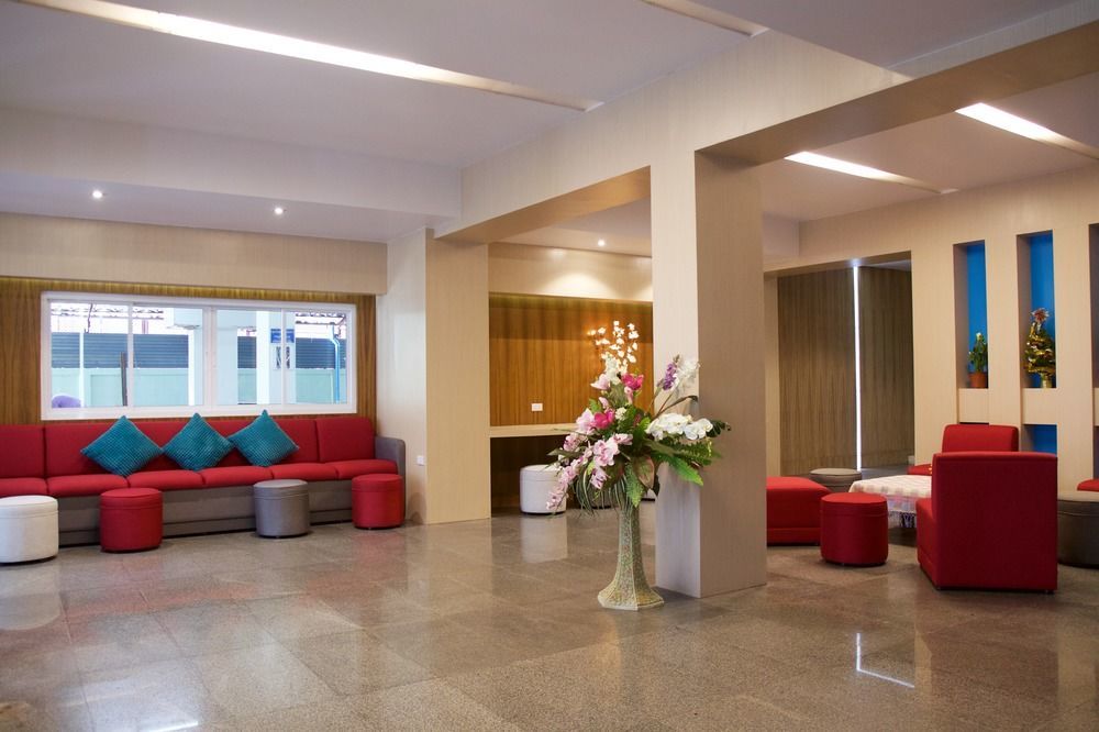 We Briza Hotel Chiangmai Чиангмай Экстерьер фото