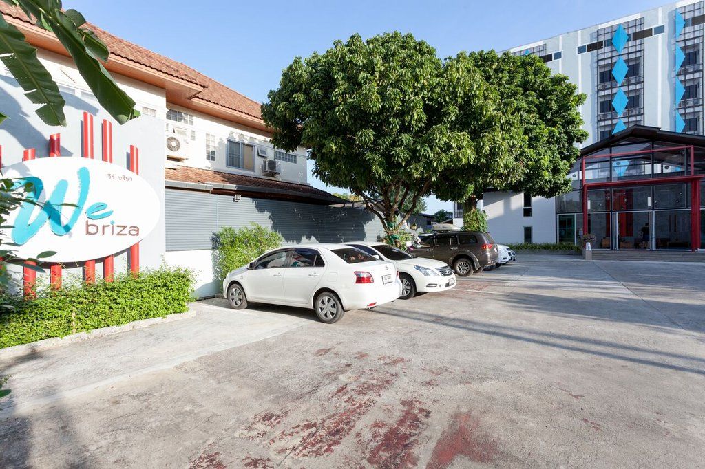 We Briza Hotel Chiangmai Чиангмай Экстерьер фото