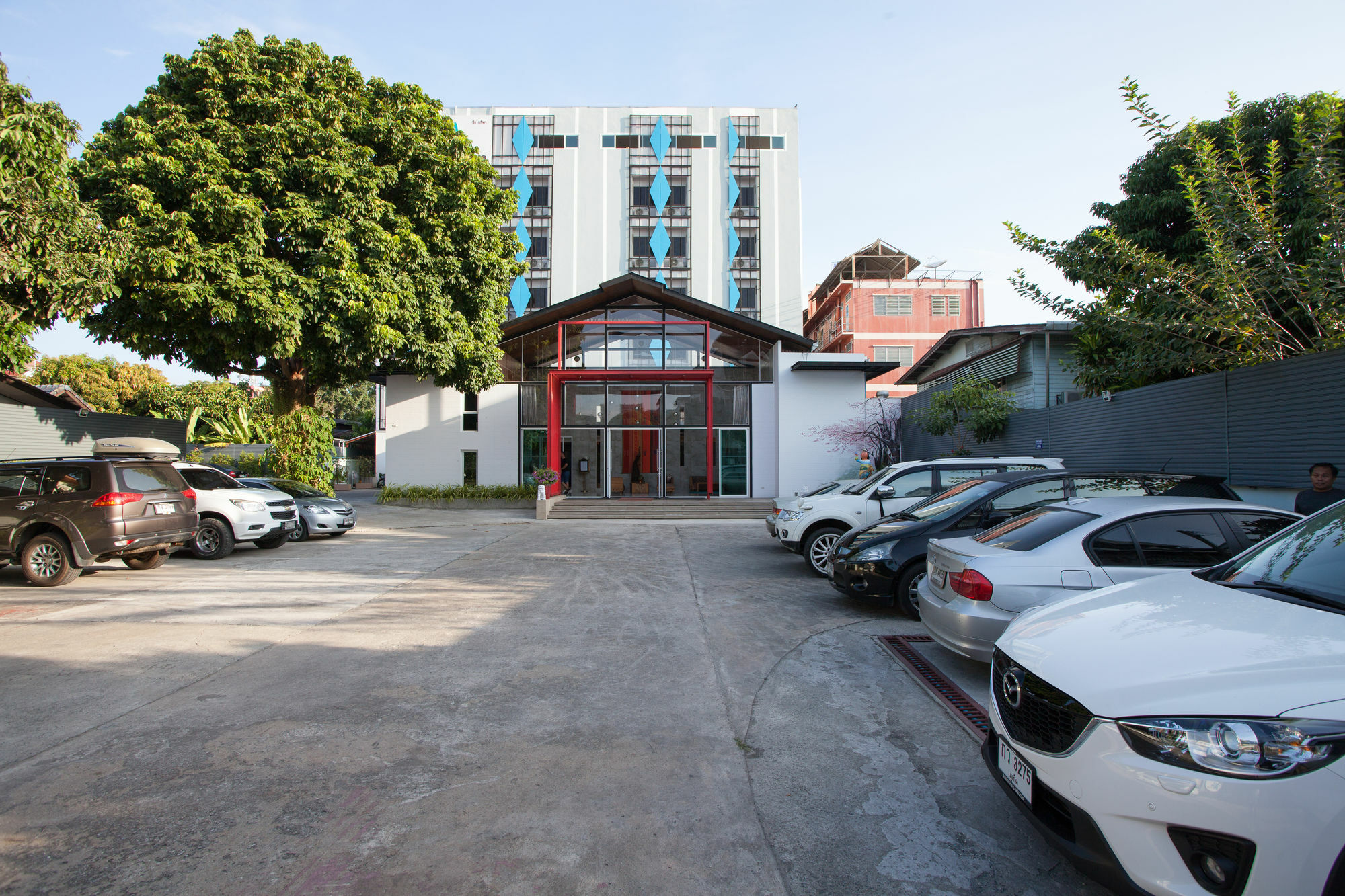 We Briza Hotel Chiangmai Чиангмай Экстерьер фото